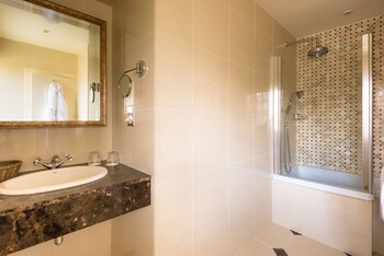 Greywalls Hotel & Chez Roux Guestroom