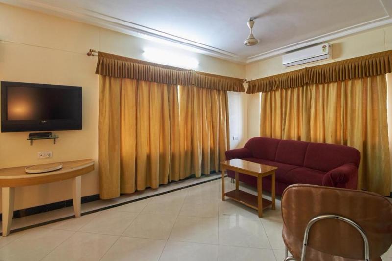 Broadway Chembur Mumbay Room