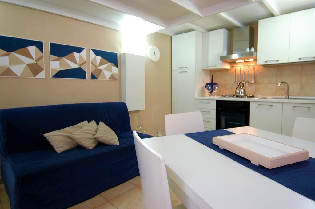 Virna House 