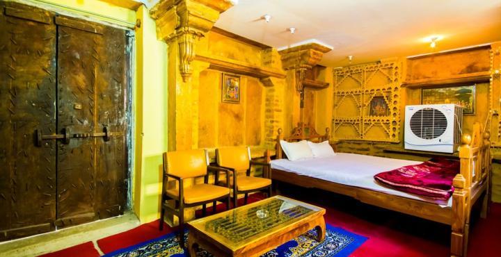 Deepak Rest House 