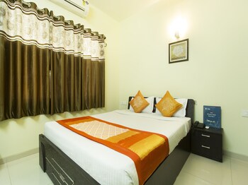 Oyo 10221 Hotel E Serai Guestroom