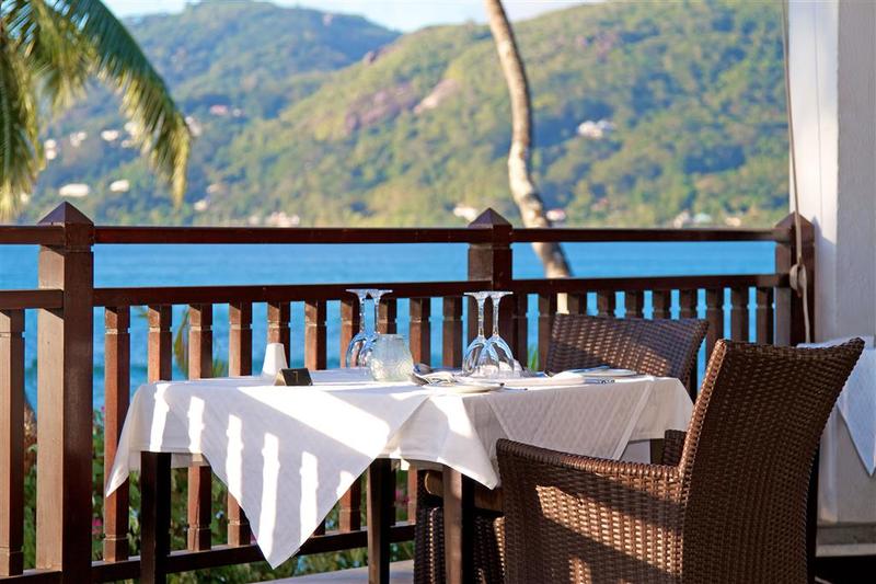 Le Meridien Fisherman's Cove Restaurant