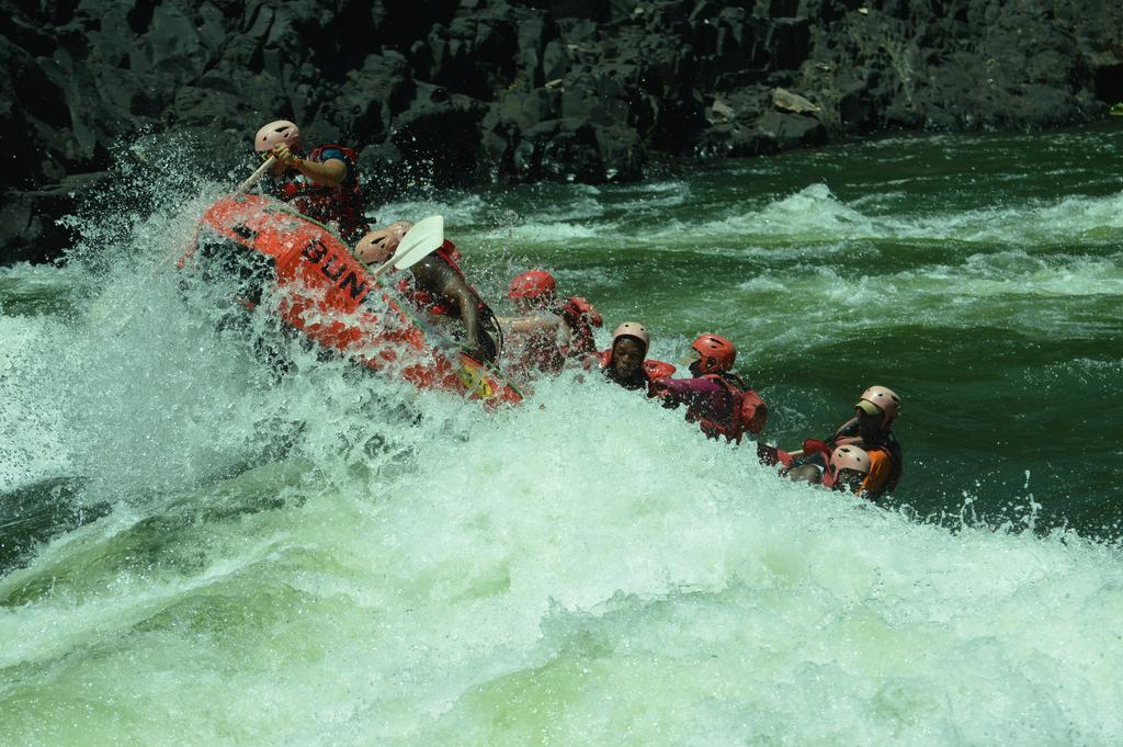 Golden Days Executive Lodge 