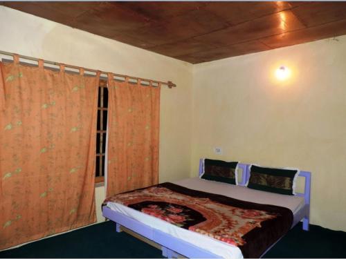 A O Guest House & Home Stay 