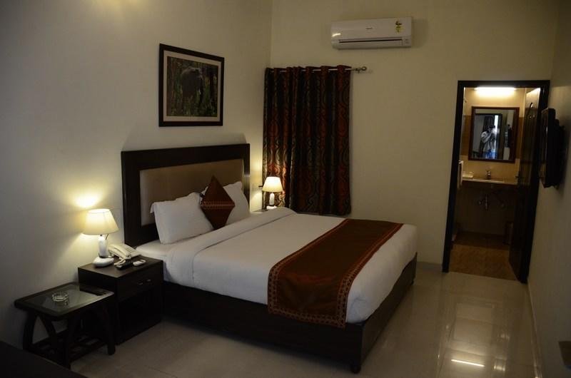 Hotel Chitra Grand 