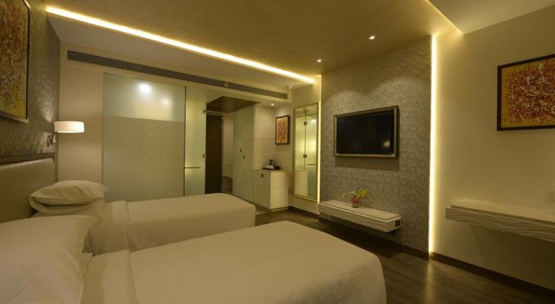 Genesis Hotel Near Mumbai Airport Room