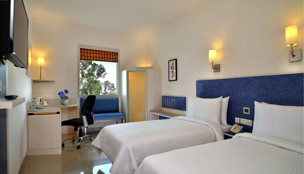 Red Fox Hotel Bhiwadi 