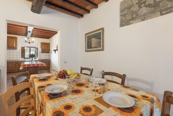 Agriturismo Casa Passerini A Firenze In-Room Dining