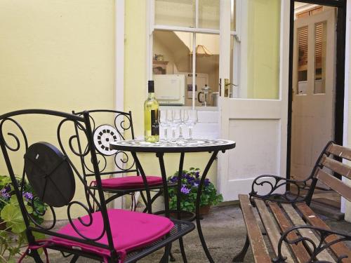 8 Church Street Salcombe 