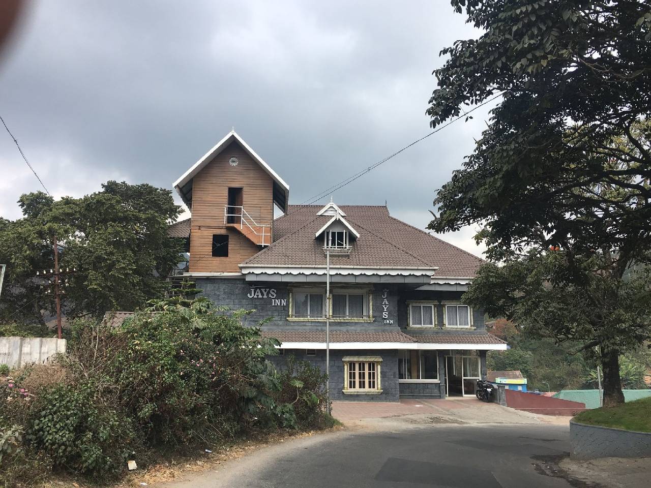 Jays Inn 