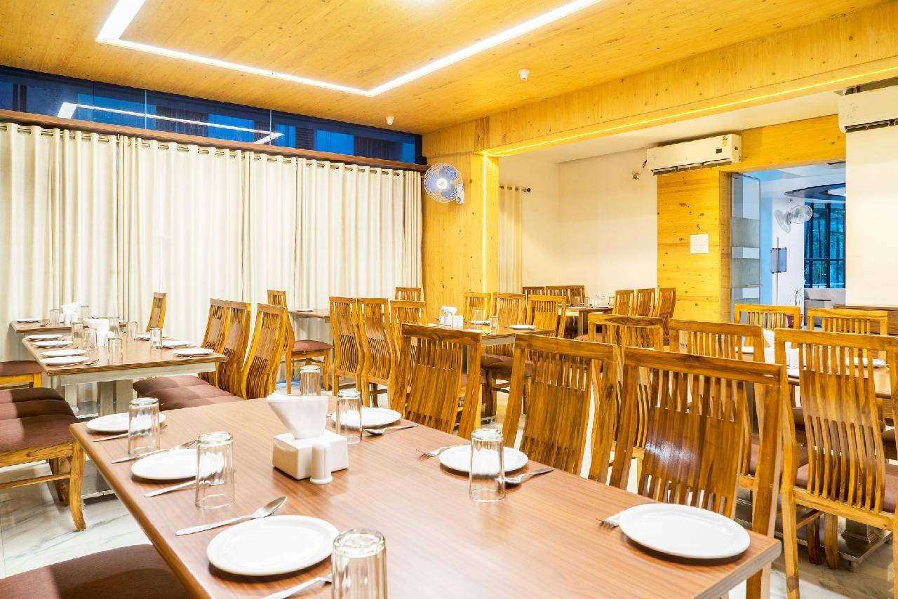 Treebo House Khas 