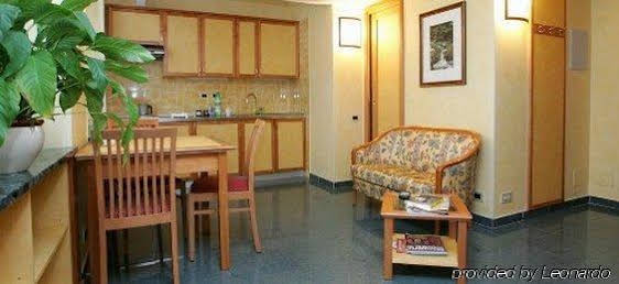 Le Petit Hotel 