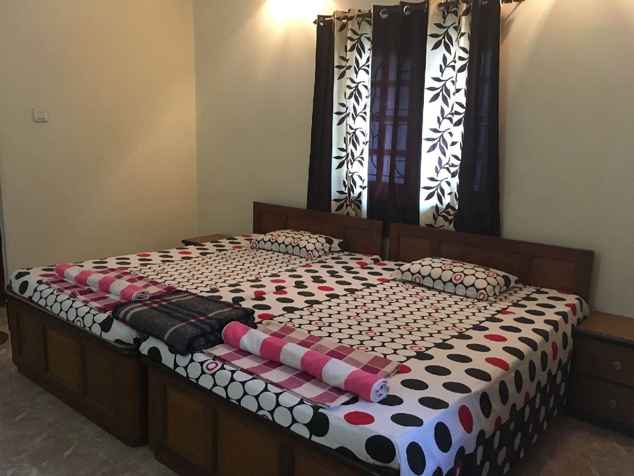 Oyo 7958 Stayout Fernandes Villa 