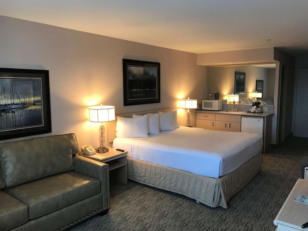 Shilo Inn Suites Hotel Warrenton - photo 4