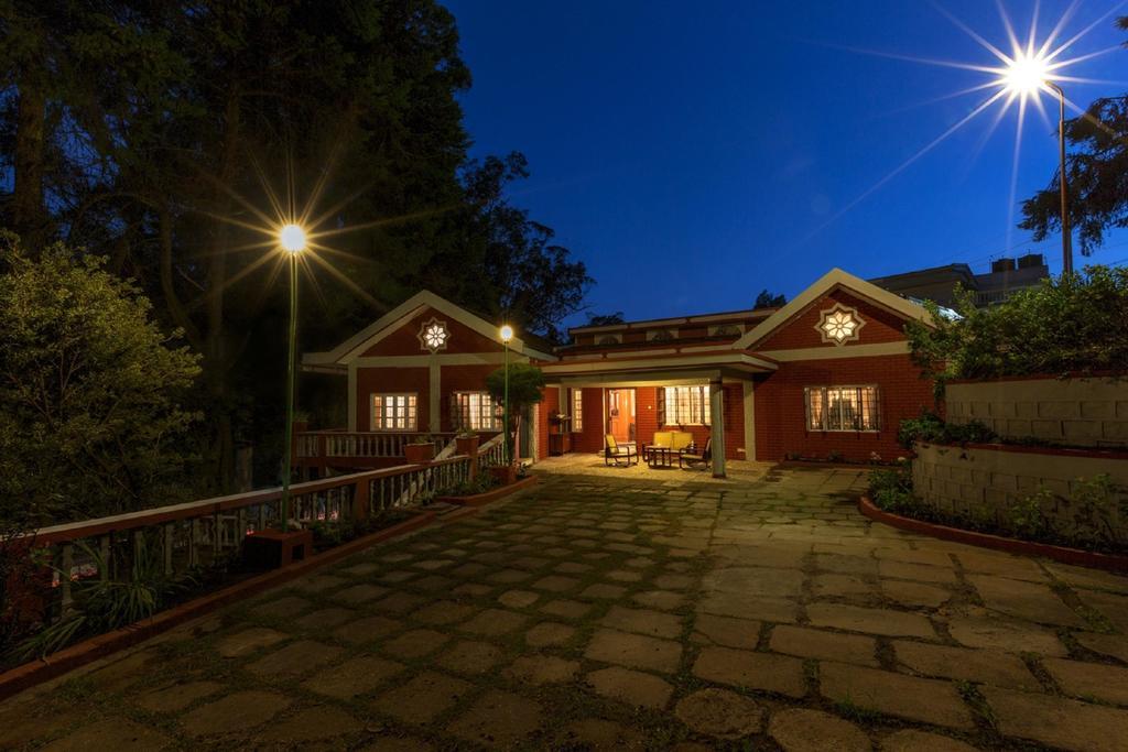 The Red House 