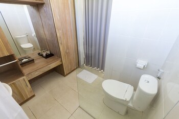 Umadhatu Resort Bathroom