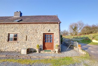 Holiday Home Cynghordy 