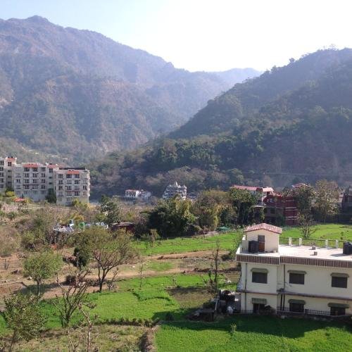 Seventh Heaven Inn Rishikesh 