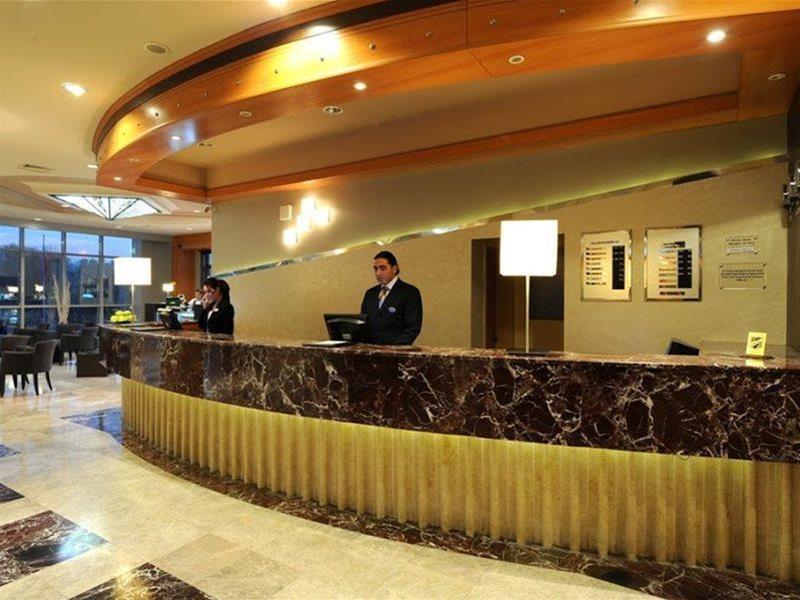 Holiday Inn Bursa Lobby