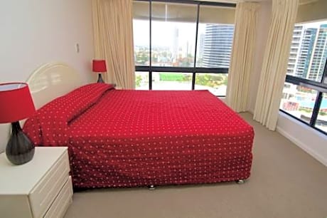 Victoria Square Apartments 