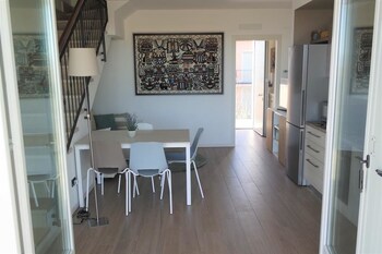Aurora Tower Apartment In-Room Dining