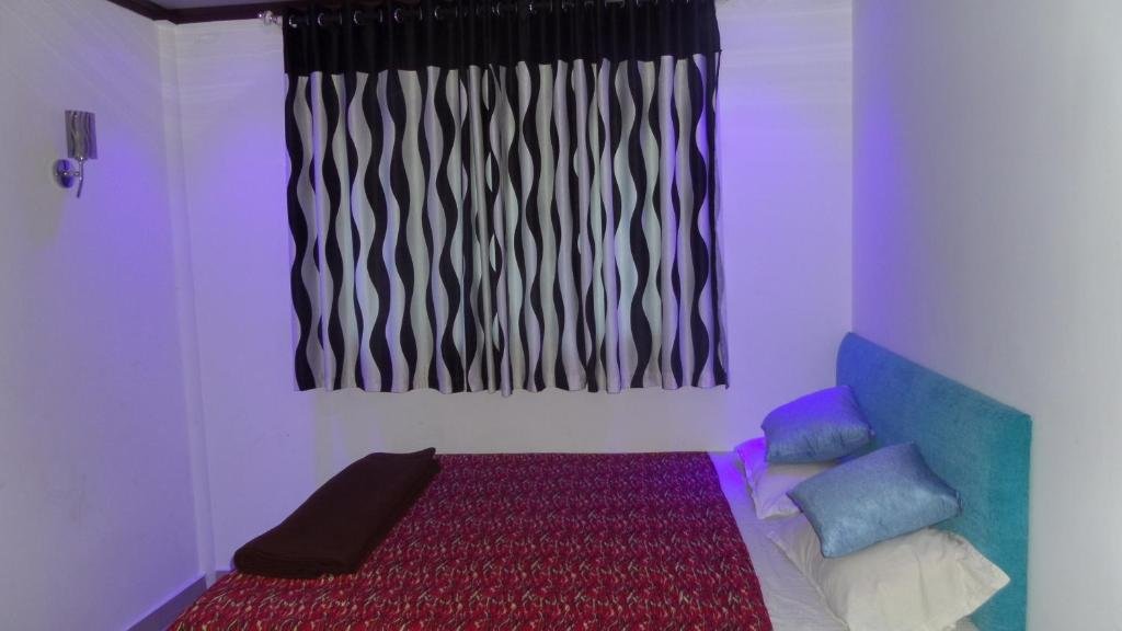 Regal Mansion Home Stay 