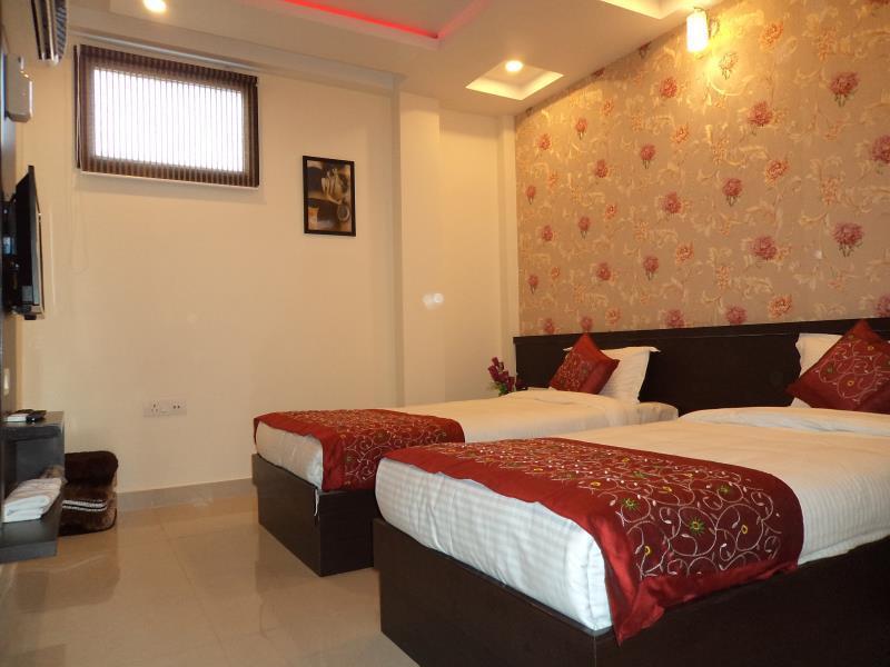 Ashu Hotel 