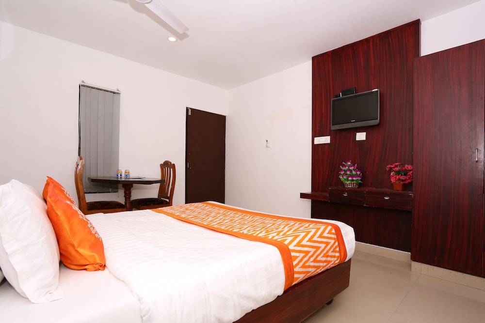 Oyo 9417 Seaside Residency Guestroom