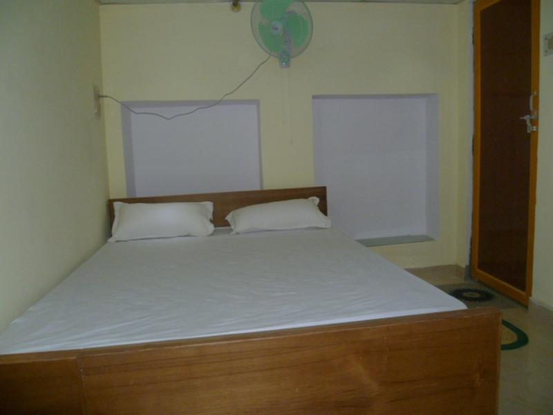 Sanskriti Paying Guest House 
