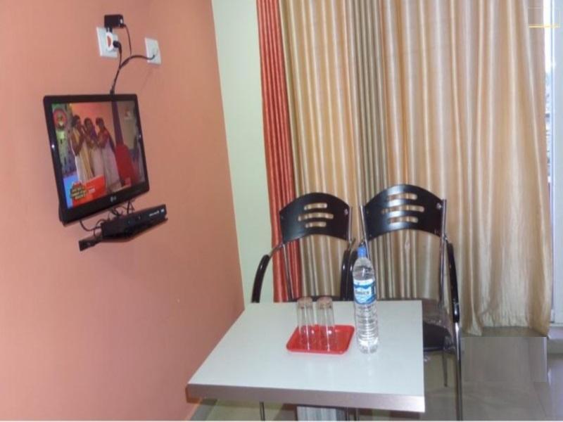 Hotel Revis Heights 