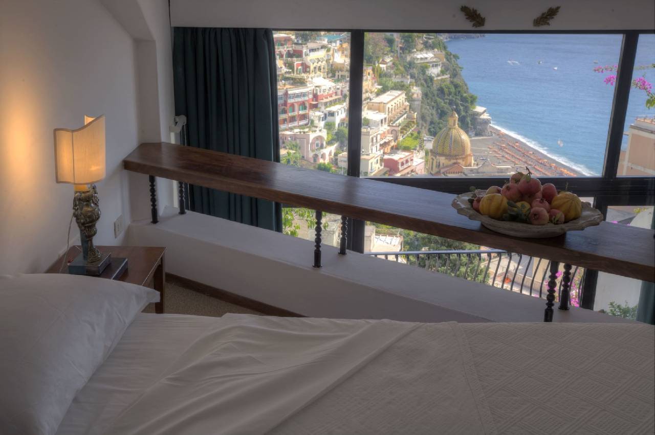 Poseidon Hotel 