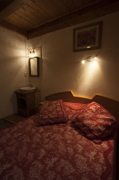 La Ferme D'eugenie Guestroom