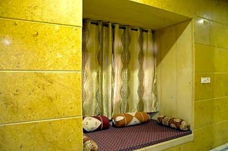 Hotel Qutub Villa 