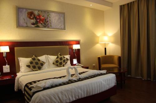 Bravura Gold Resort 