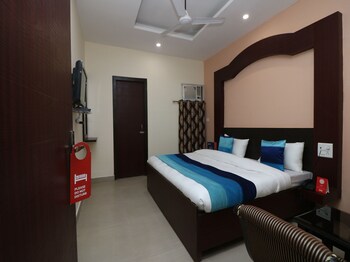Oyo 9844 Hotel Hill View Guestroom
