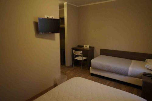 Gg8 Restaurant & Hotel 