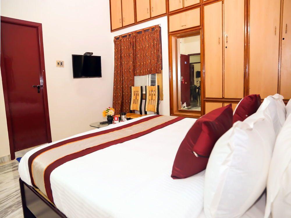 Oyo 7141 Ss Guest House 