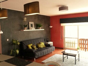 Caparica Central Apartment By Host Point Living Area