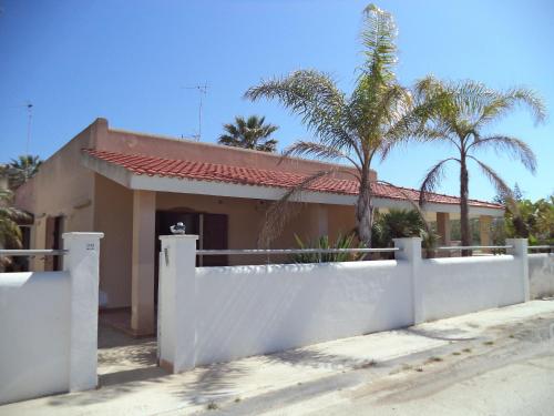 Home Holidays La Tonnara 