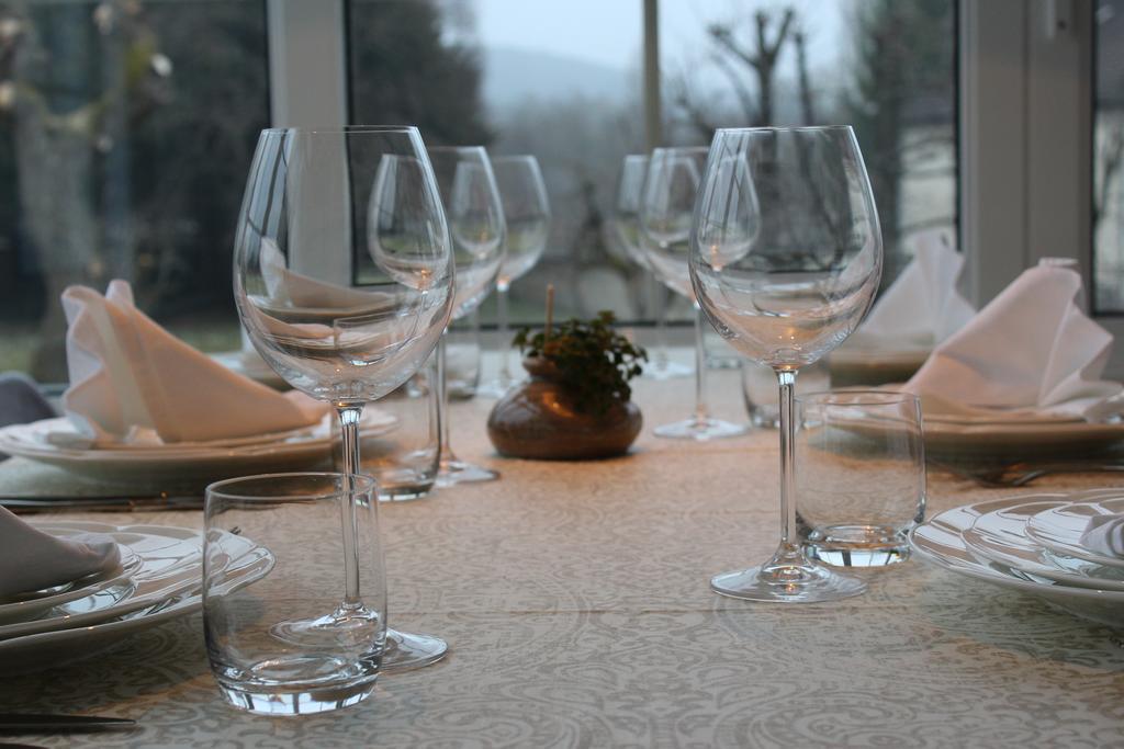 Au Petit Château (آو پتیت چâتیو) 