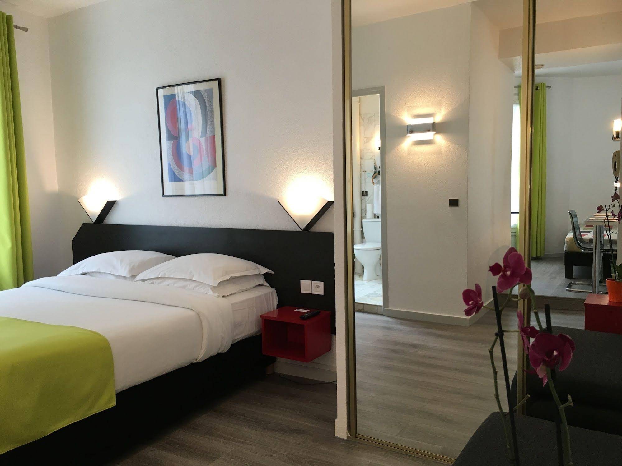 Boulogne Résidence Hotel (بولوگن رéسیدنس هتل) 