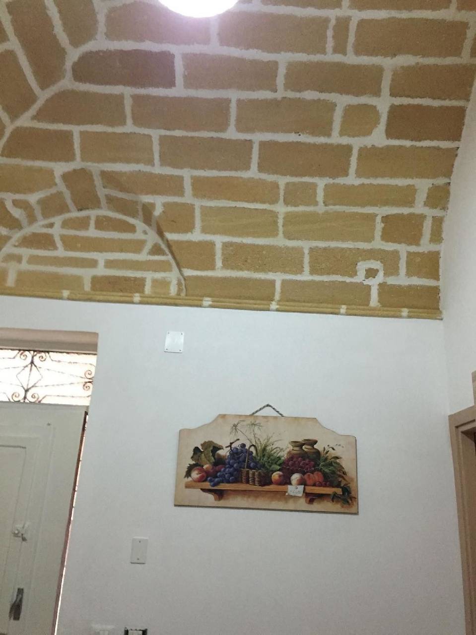 House With In Marsala (هاوس با این مارسالا) 