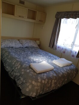 Homely Holidays Guestroom