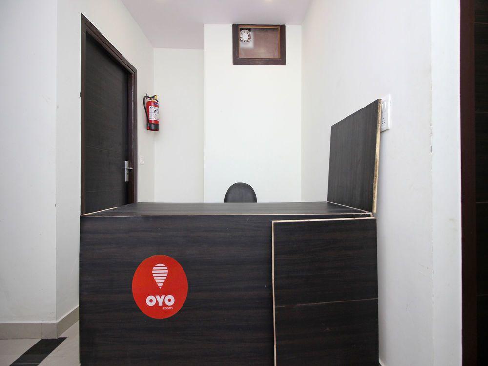 Oyo 9711 Hotel Marc Blu 