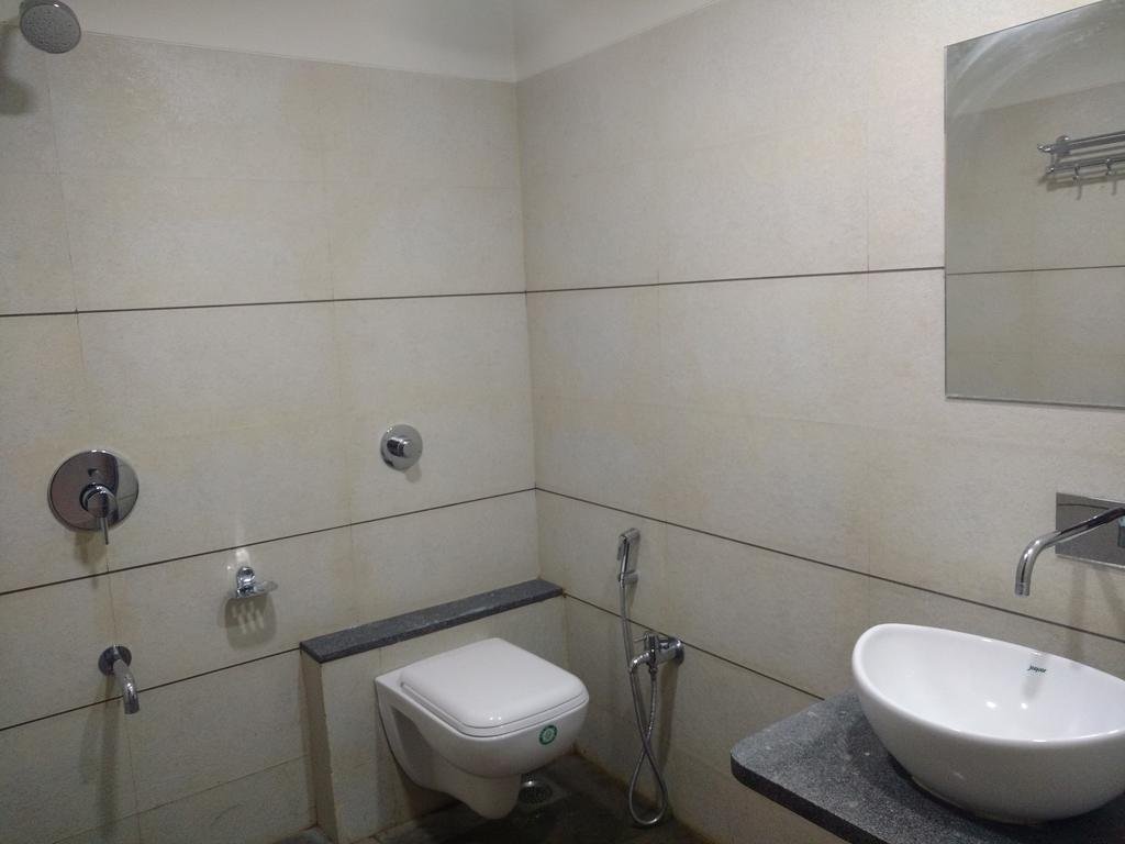 Hotel Anand Corner 