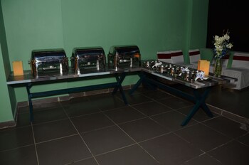 Hotel P.k. Residency Buffet