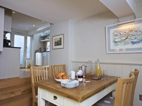 Berry Cottage Dittisham 
