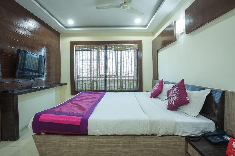 Oyo 5738 Hotel Lords Inn 