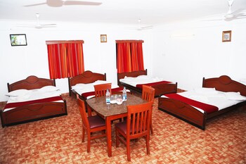 Hotel Landmark Guestroom