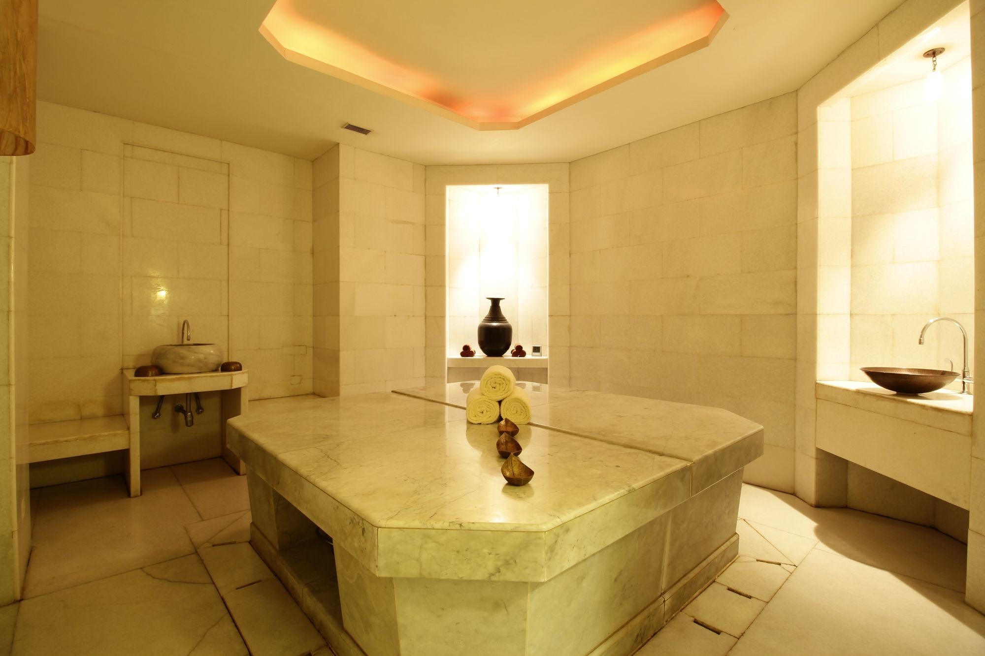 Jaypee Greens Golf And Spa Resort 